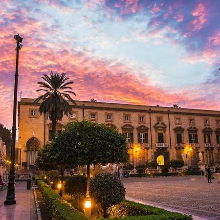 Giusino Home - Centro Storico Palermo Luaran gambar